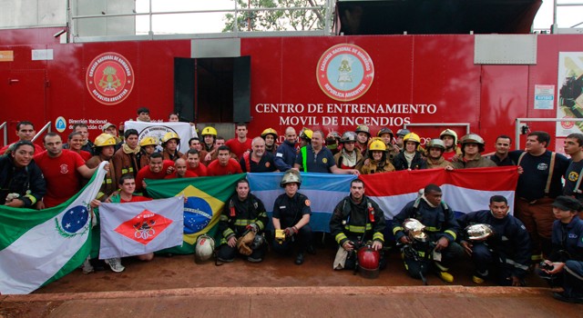 Se llevó a cabo el 1º Encuentro de Bomberos de las Tres Fronteras