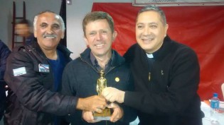 REUNIÓN FEABV EN SAN SALVADOR LEANDRO ARRIBALZAGA “BOMBERO DE ORO 2015” REUNIÓN FEABV EN SAN SALVADOR LEANDRO ARRIBALZAGA “BOMBERO DE ORO 2015”