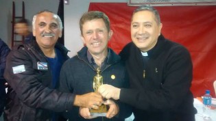 REUNIÓN FEABV EN SAN SALVADOR LEANDRO ARRIBALZAGA “BOMBERO DE ORO 2015”