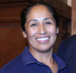 Rosana Canavides