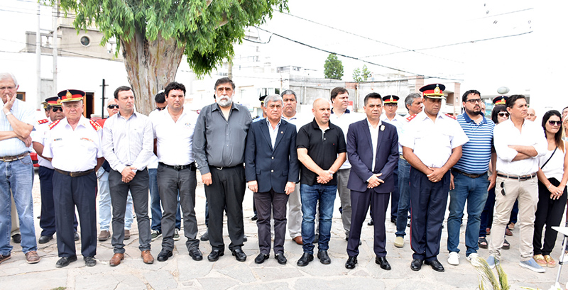 Emotivo homenaje en Puerto Madryn Emotivo homenaje en Puerto Madryn