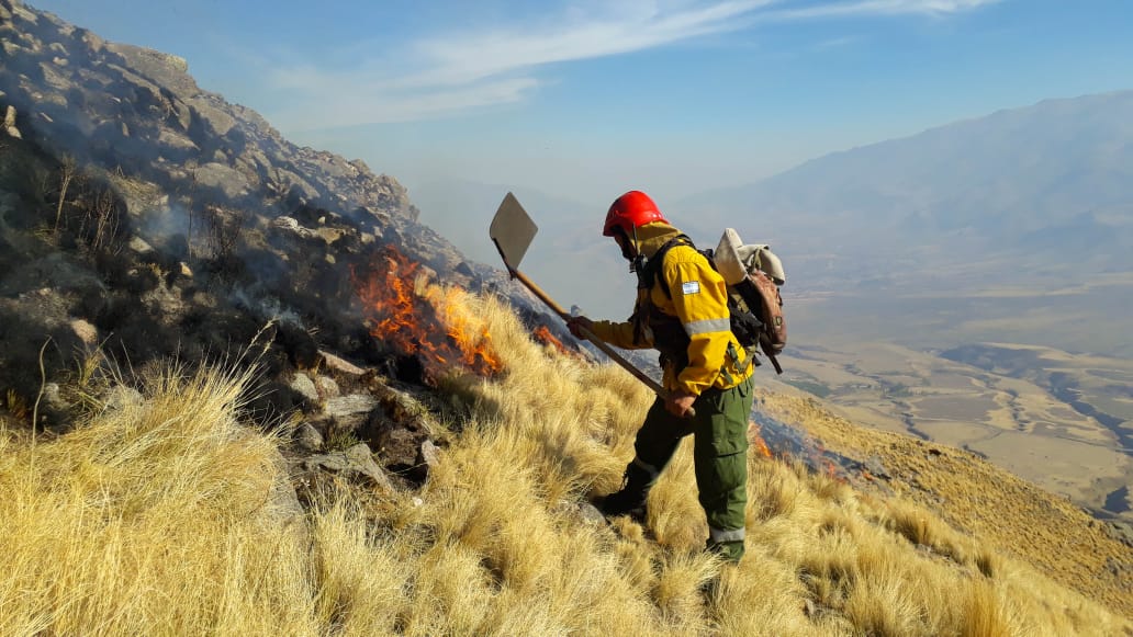 Bomberos Voluntarios en alerta por los incendios forestales