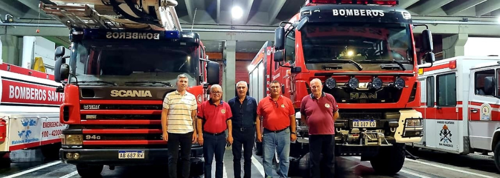 Carlos Alfonso visitó la Asociación de Bomberos Voluntarios de San Francisco